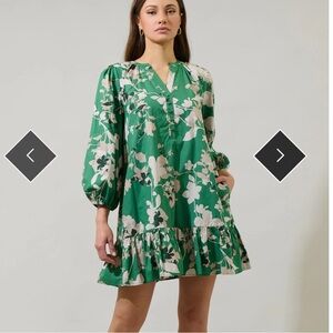 Sugarlips Nora Whine Shift Floral Green Mini Dress small